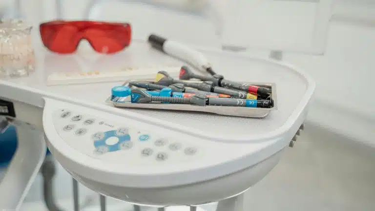 Die Bedeutung der Lasermarkierung für die Rückverfolgbarkeit und Sicherheit medizinischer Geräte